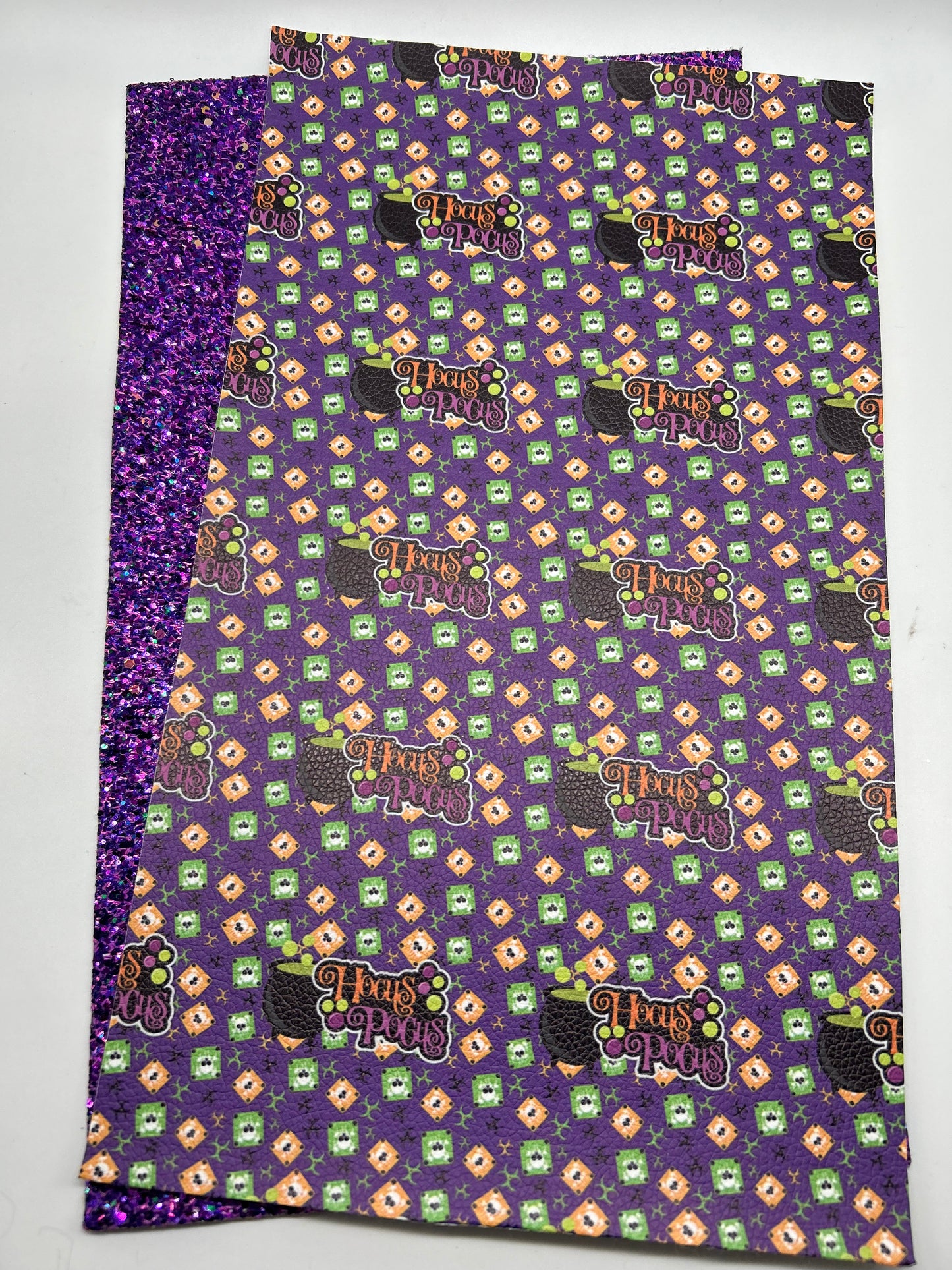 LS8 Hocus Pocus Faux Leather Set