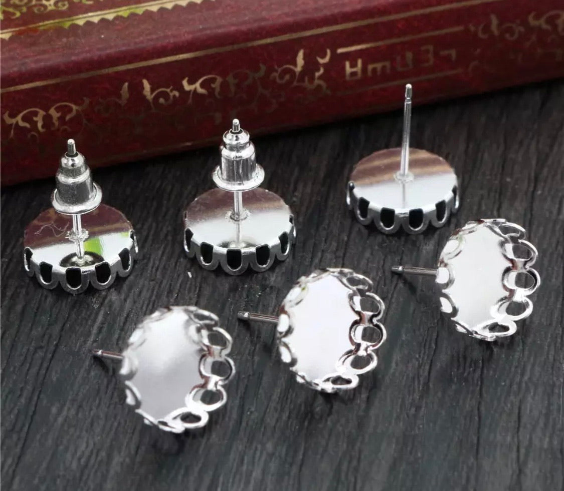Loop Stud Earrings-10mm Cabochon