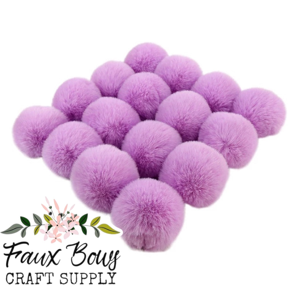 NEW Short Hair Puff Poms
