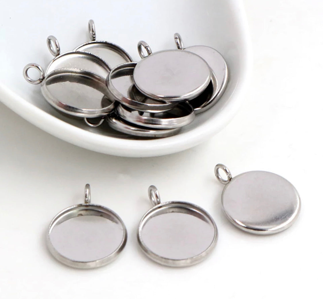 Criss Cross Bezel- 8mm Cabochon Base