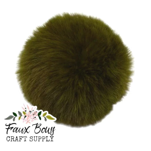 NEW Short Hair Puff Poms
